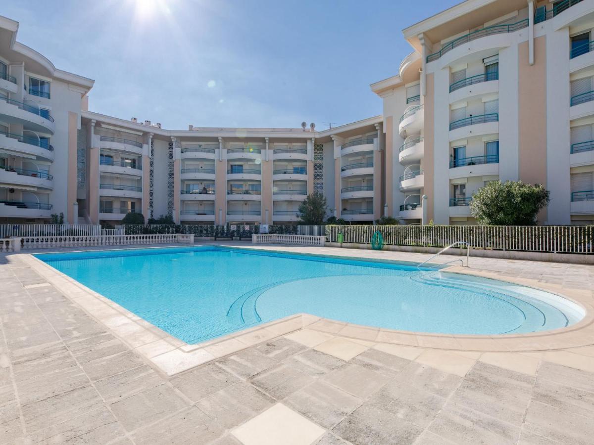 Le Cesarée-2 * Fréjus